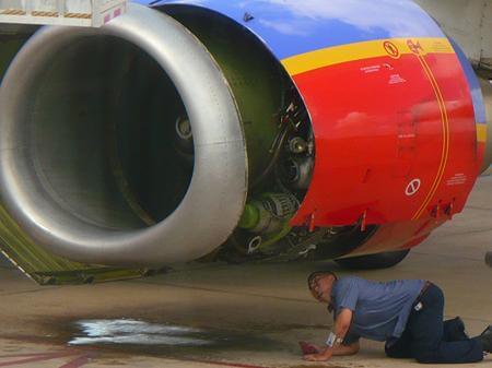 Southwest Airlines flight mechanic